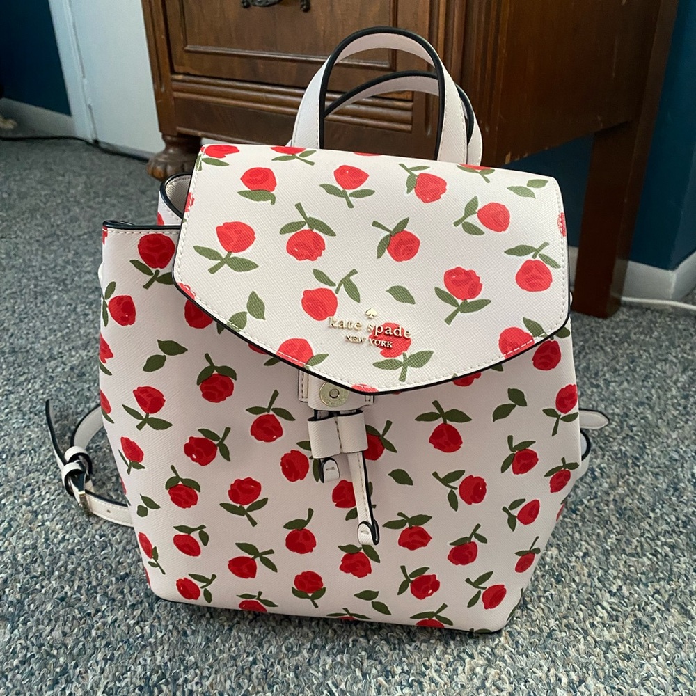 🌹KATE SPADE rose backpack